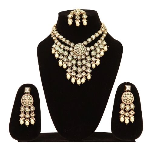 Royal Kundan Pearl Bridal Necklace Set with Earrings & Maang Tikka